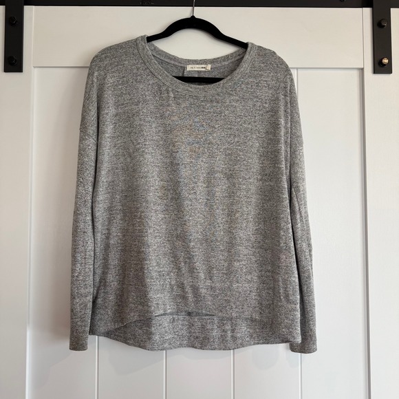 rag & bone/JEAN Tops - RAG & BONE Gray Long‎ Sleeve Pullover Top Size Small